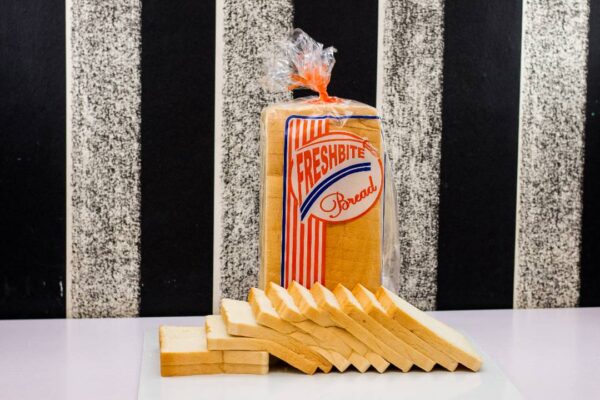 FRESHBITE NORMAL LOAF BREAD 900g